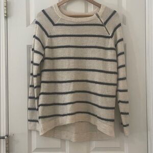 Abercrombie & Fitch Cream and Navy Crewneck Sweater with shoulder zip